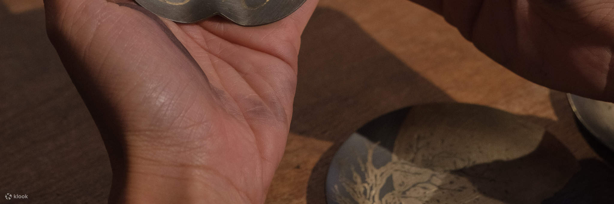 Taller de porta incienso de teñido de cobre